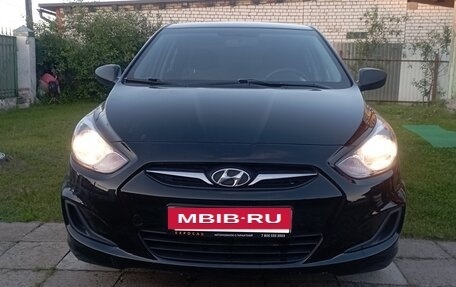 Hyundai Solaris II рестайлинг, 2014 год, 775 000 рублей, 2 фотография