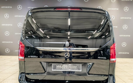 Mercedes-Benz V-Класс, 2022 год, 10 175 000 рублей, 6 фотография