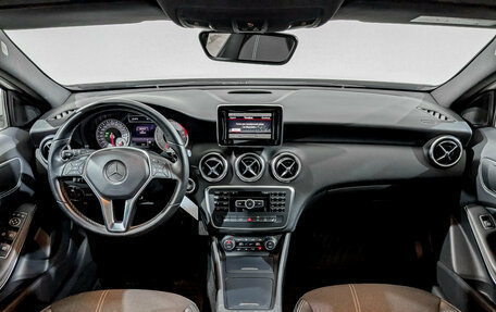 Mercedes-Benz A-Класс, 2014 год, 1 490 000 рублей, 14 фотография