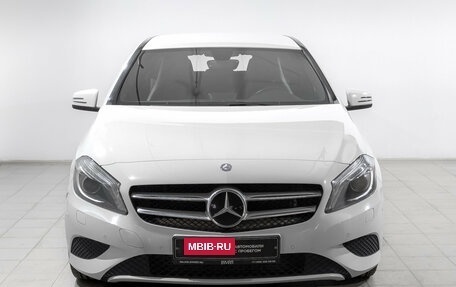 Mercedes-Benz A-Класс, 2014 год, 1 490 000 рублей, 2 фотография