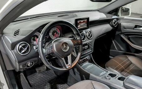 Mercedes-Benz A-Класс, 2014 год, 1 490 000 рублей, 16 фотография