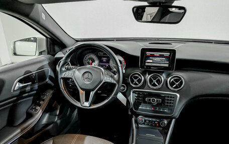 Mercedes-Benz A-Класс, 2014 год, 1 490 000 рублей, 30 фотография