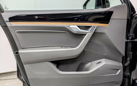 Volkswagen Touareg III, 2019 год, 5 200 000 рублей, 20 фотография