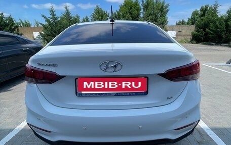 Hyundai Solaris II рестайлинг, 2018 год, 1 200 000 рублей, 3 фотография
