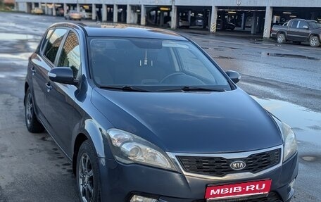 KIA cee'd I рестайлинг, 2010 год, 840 000 рублей, 1 фотография