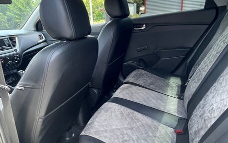 Hyundai Solaris II рестайлинг, 2018 год, 1 200 000 рублей, 11 фотография