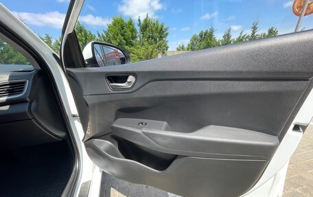 Hyundai Solaris II рестайлинг, 2018 год, 1 200 000 рублей, 18 фотография