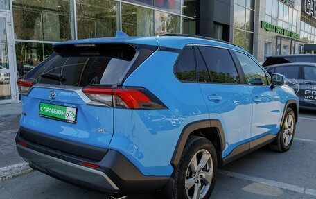 Toyota RAV4, 2019 год, 3 445 000 рублей, 5 фотография