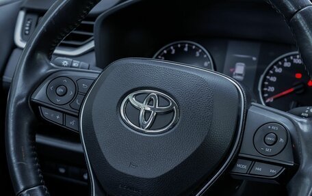 Toyota RAV4, 2019 год, 3 445 000 рублей, 12 фотография