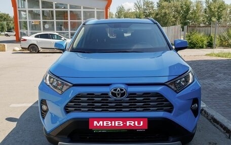 Toyota RAV4, 2019 год, 3 445 000 рублей, 2 фотография