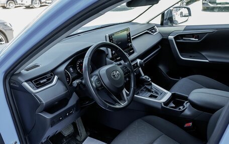 Toyota RAV4, 2019 год, 3 445 000 рублей, 14 фотография