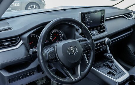 Toyota RAV4, 2019 год, 3 445 000 рублей, 15 фотография