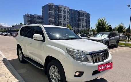 Toyota Land Cruiser Prado 150 рестайлинг 2, 2011 год, 2 970 000 рублей, 8 фотография