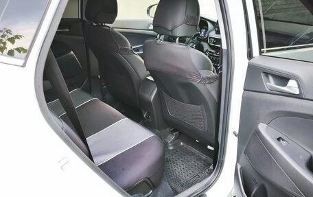 Hyundai Tucson III, 2019 год, 2 250 000 рублей, 10 фотография
