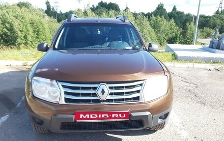 Renault Duster I рестайлинг, 2012 год, 730 000 рублей, 2 фотография