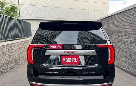 GMC Yukon IV, 2022 год, 9 000 000 рублей, 9 фотография