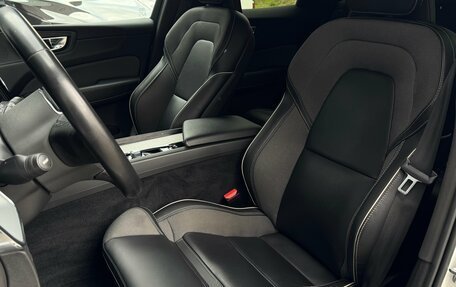 Volvo XC60 II, 2021 год, 4 190 000 рублей, 25 фотография