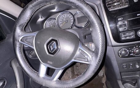 Renault Logan II, 2019 год, 250 000 рублей, 11 фотография