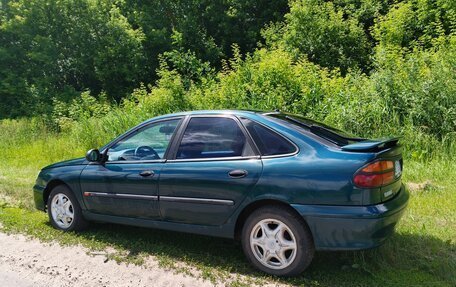 Renault Laguna II, 1998 год, 3 фотография