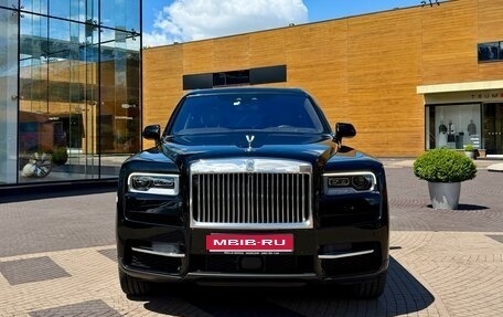 Rolls-Royce Cullinan, 2021 год, 29 500 000 рублей, 1 фотография