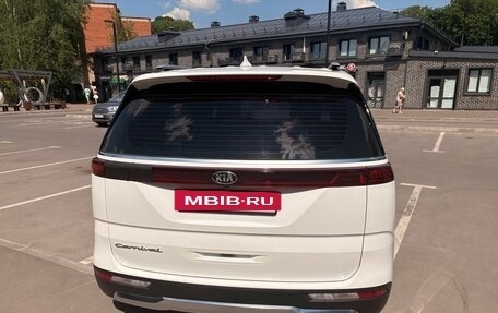 KIA Carnival, 2020 год, 4 000 000 рублей, 5 фотография