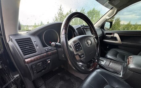 Toyota Land Cruiser 200, 2011 год, 3 070 000 рублей, 17 фотография