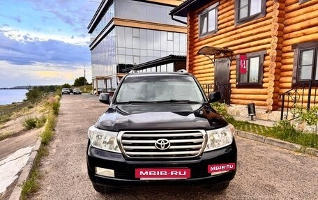 Toyota Land Cruiser 200, 2011 год, 3 070 000 рублей, 8 фотография