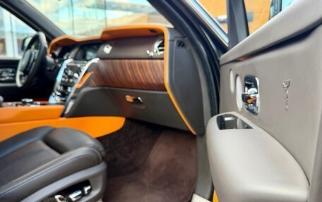 Rolls-Royce Cullinan, 2021 год, 29 500 000 рублей, 8 фотография