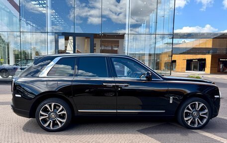 Rolls-Royce Cullinan, 2021 год, 29 500 000 рублей, 6 фотография
