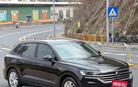Volkswagen Touareg III, 2022 год, 4 800 100 рублей, 3 фотография