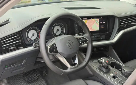 Volkswagen Touareg III, 2022 год, 4 800 100 рублей, 5 фотография