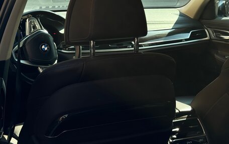 BMW 7 серия, 2016 год, 2 895 000 рублей, 8 фотография