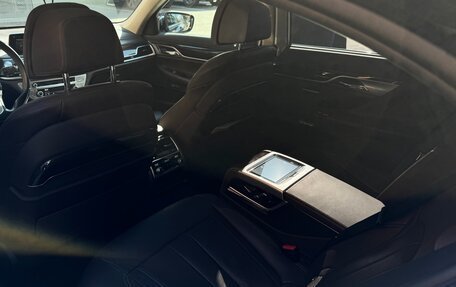 BMW 7 серия, 2016 год, 2 895 000 рублей, 9 фотография