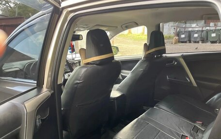 Toyota RAV4, 2017 год, 1 885 000 рублей, 9 фотография