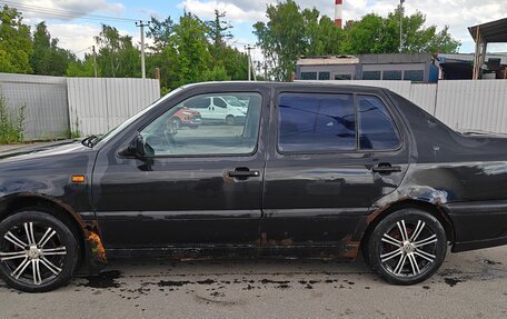 Volkswagen Vento, 1992 год, 89 000 рублей, 4 фотография