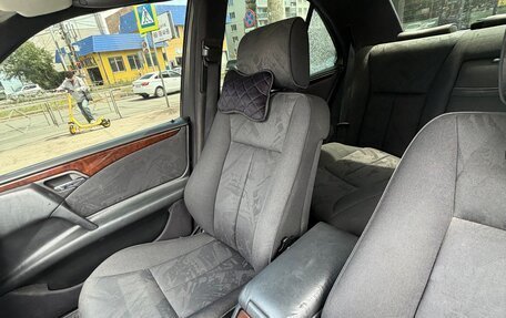 Mercedes-Benz E-Класс, 1995 год, 299 999 рублей, 8 фотография