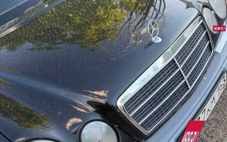 Mercedes-Benz E-Класс, 1995 год, 299 999 рублей, 5 фотография