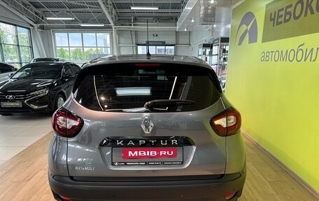 Renault Kaptur I рестайлинг, 2019 год, 1 300 000 рублей, 5 фотография
