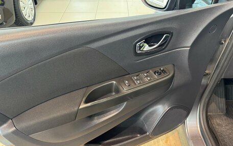 Renault Kaptur I рестайлинг, 2019 год, 1 300 000 рублей, 19 фотография