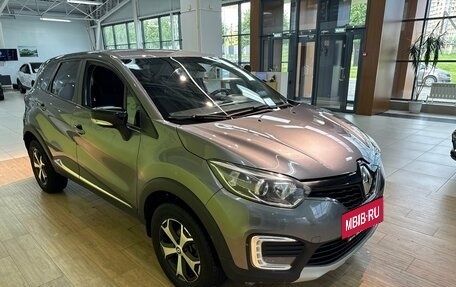 Renault Kaptur I рестайлинг, 2019 год, 1 300 000 рублей, 3 фотография