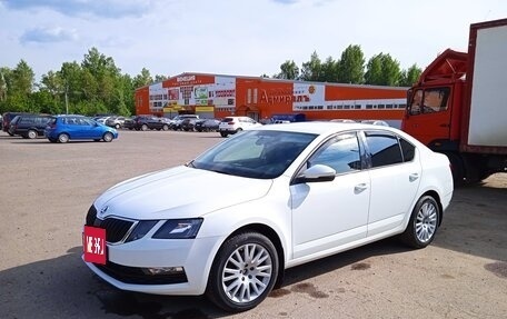 Skoda Octavia, 2020 год, 2 000 000 рублей, 3 фотография