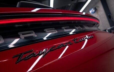 Porsche Taycan I, 2021 год, 10 800 000 рублей, 6 фотография