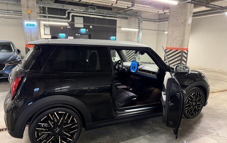 MINI Hatch, 2024 год, 4 800 000 рублей, 4 фотография