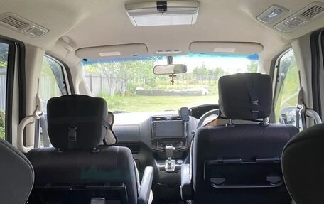 Nissan Serena IV, 2012 год, 1 450 000 рублей, 13 фотография