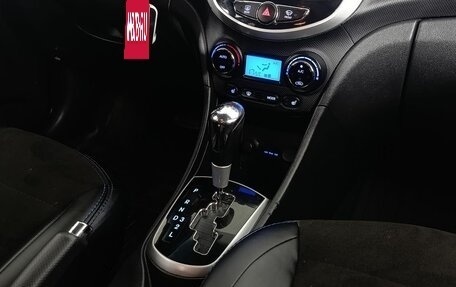 Hyundai Solaris II рестайлинг, 2012 год, 895 000 рублей, 13 фотография