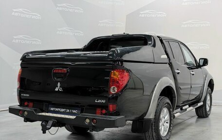 Mitsubishi L200 IV рестайлинг, 2013 год, 1 900 000 рублей, 9 фотография