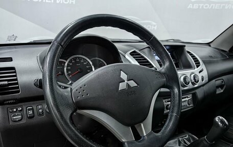 Mitsubishi L200 IV рестайлинг, 2013 год, 1 900 000 рублей, 27 фотография