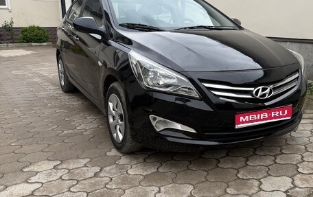 Hyundai Solaris II рестайлинг, 2016 год, 680 000 рублей, 1 фотография