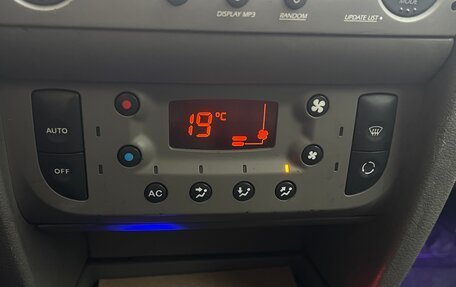 Renault Symbol, 2008 год, 650 000 рублей, 13 фотография