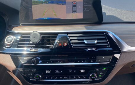 BMW 5 серия, 2019 год, 5 050 000 рублей, 15 фотография